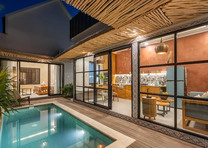 Modern And Petite 2bd Construction Near Villa *