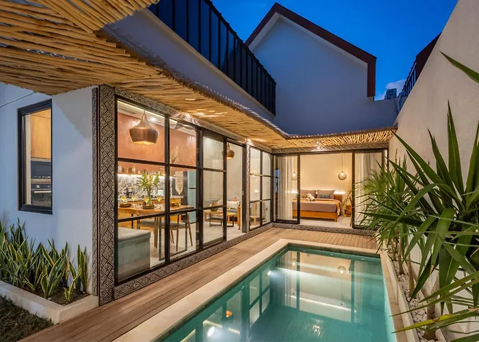 Modern And Petite 2bd Construction Near Villa *