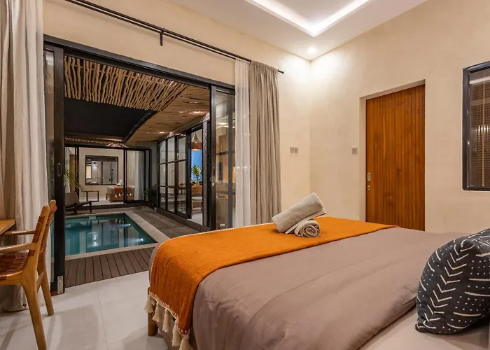 Modern And Petite 2bd Construction Near *